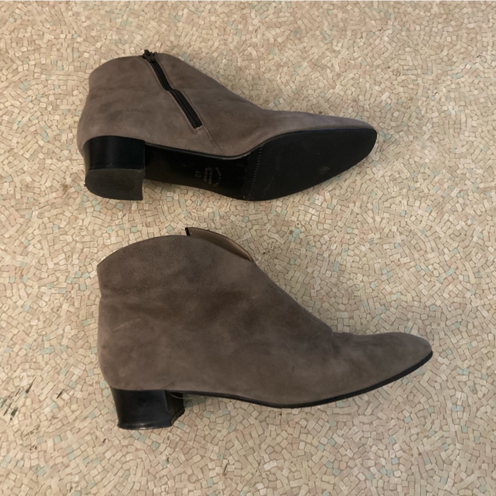 French Sole, size 40, women’s, gray booties